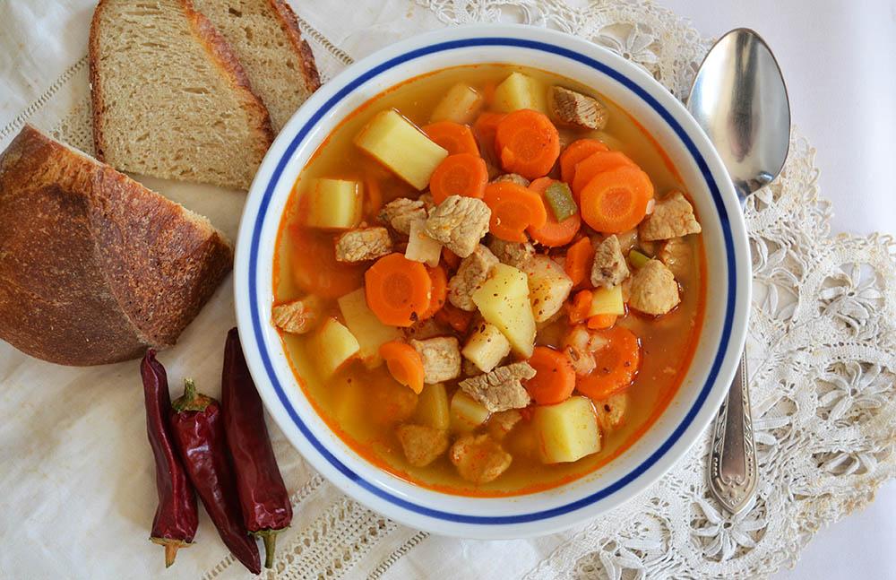 Hungarian Goulash Soup