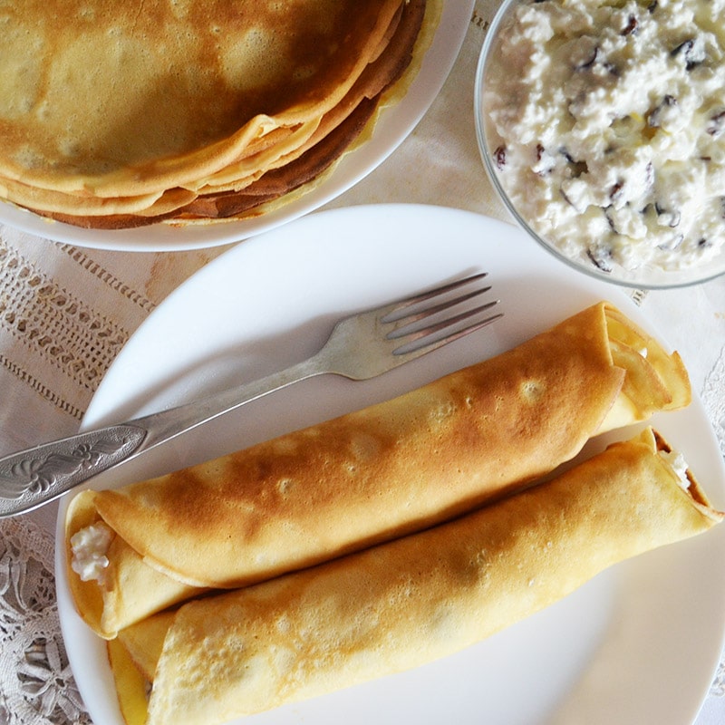 Hungarian pancake with sweet quark filling