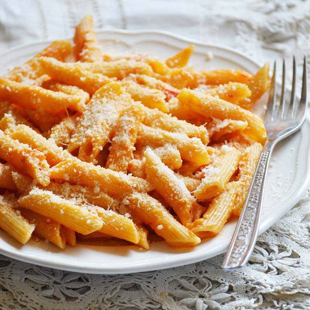 Arrabbiata sauce and Penne all'Arrabbiata