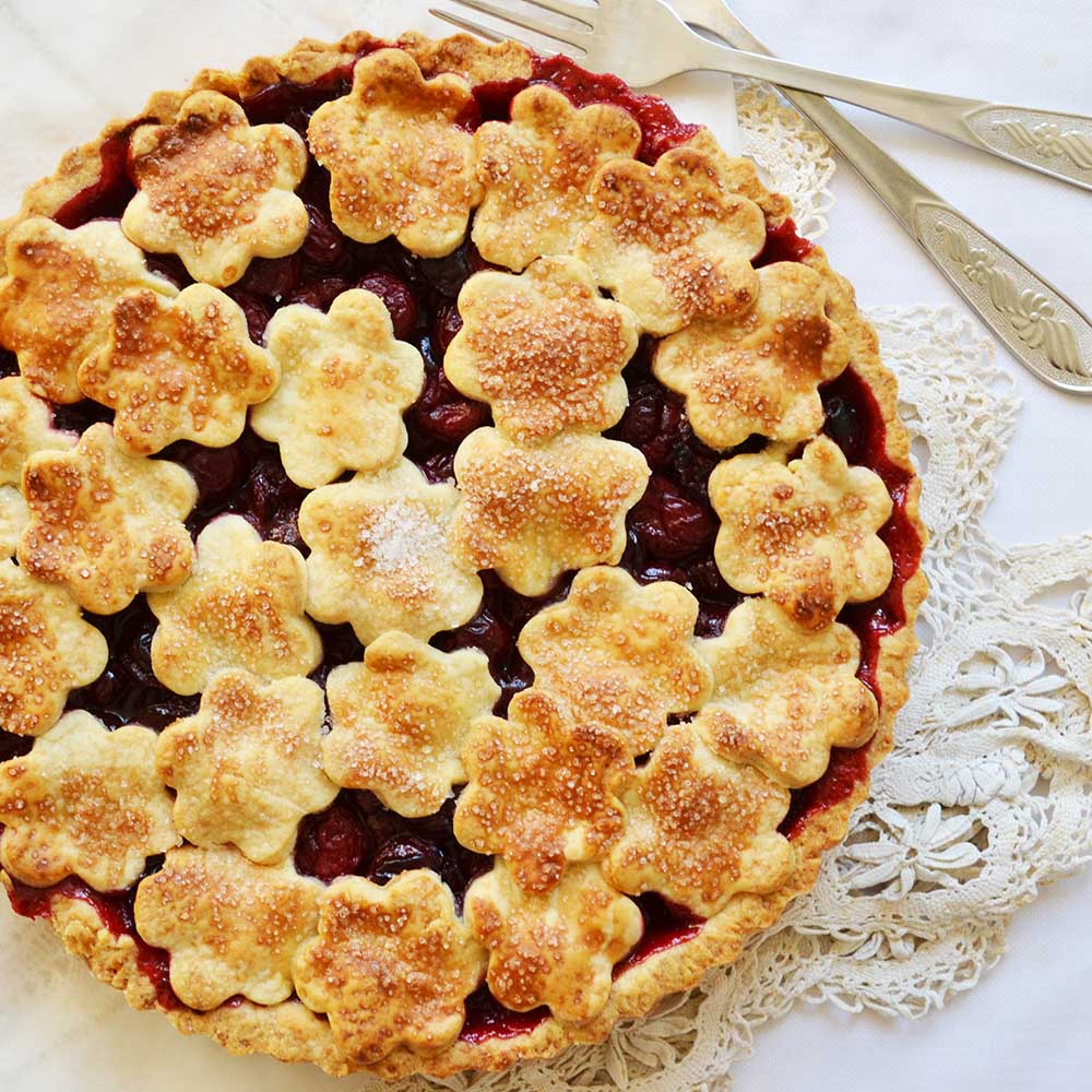 Classic Sour Cherry Pie