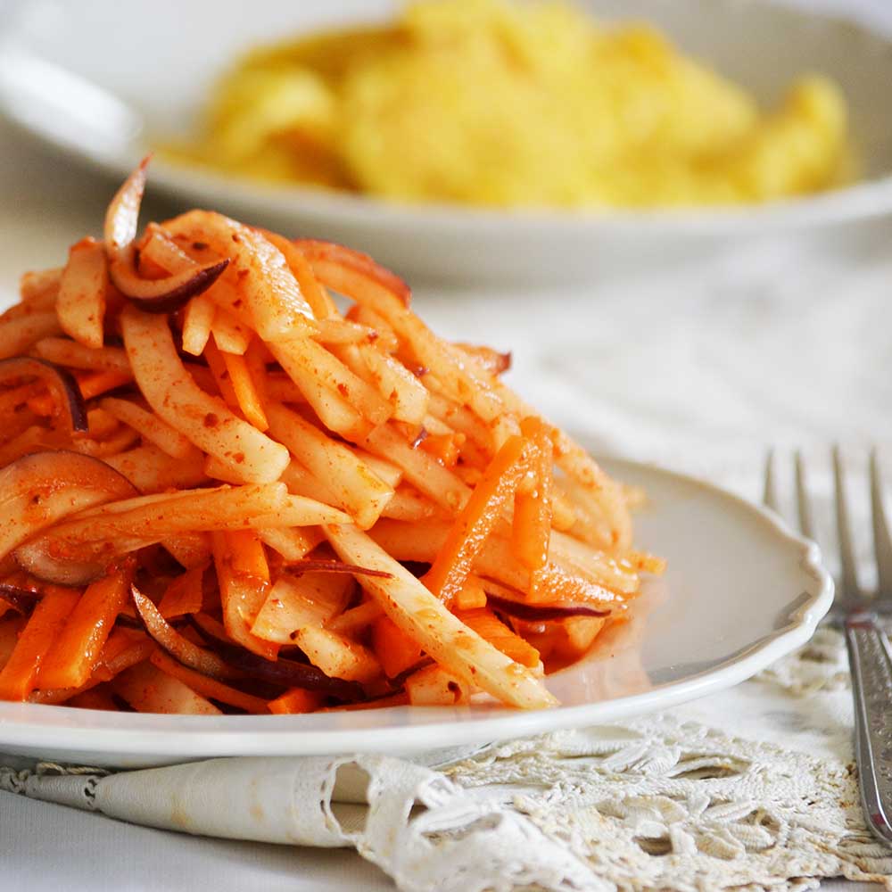 Daikon (Winter Radish) Salad